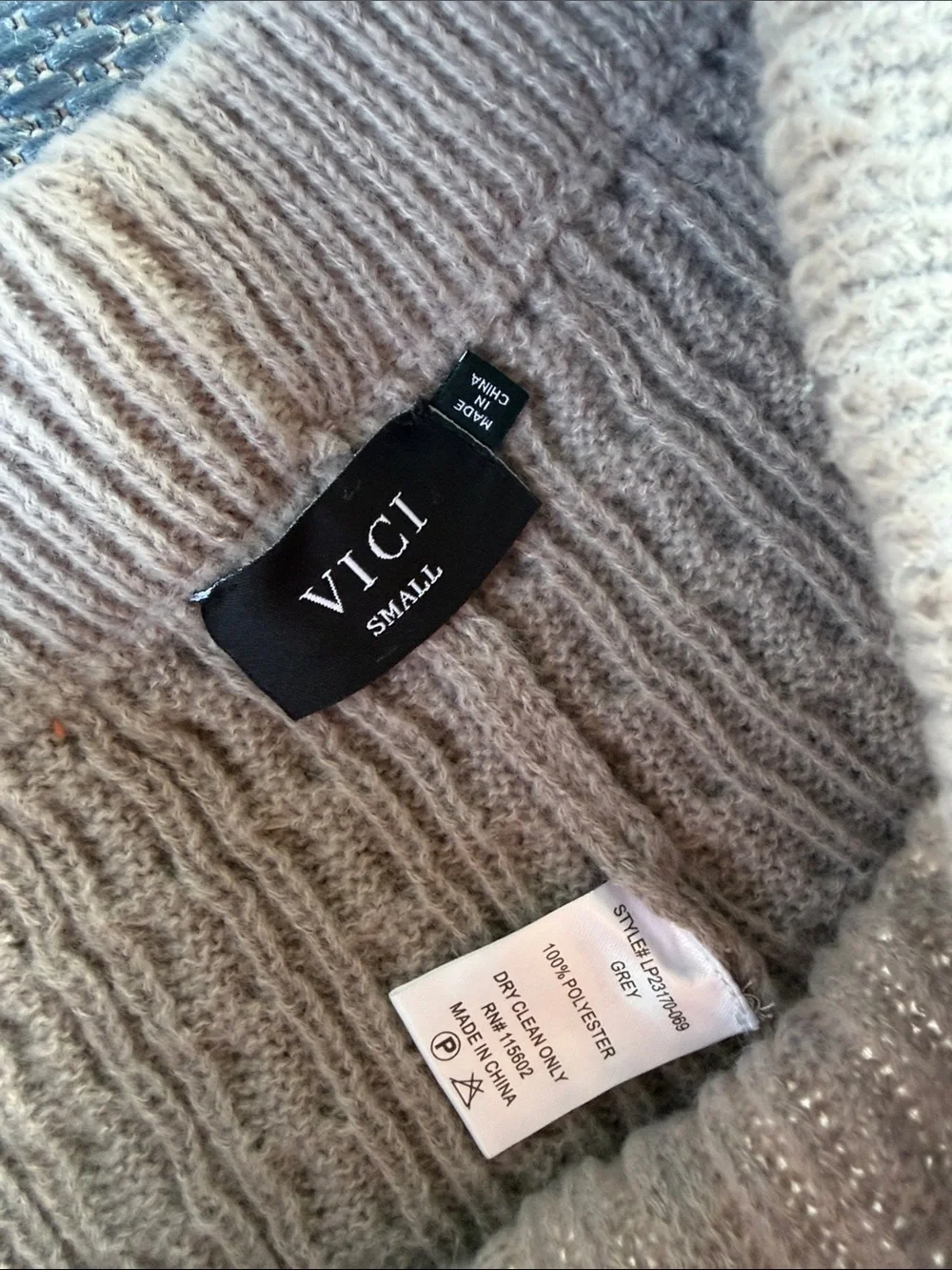 Vici Cable Knit Two-Piece Lounge Set — Light Gray